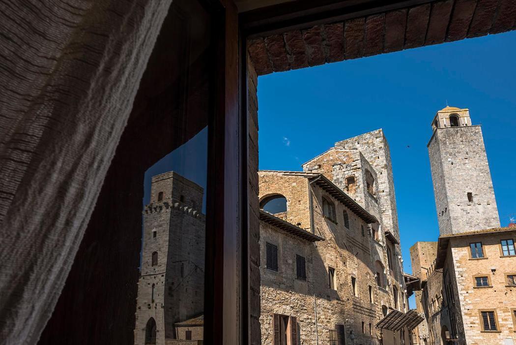 Medieval Palazzo Becci San Gimignano Exterior photo