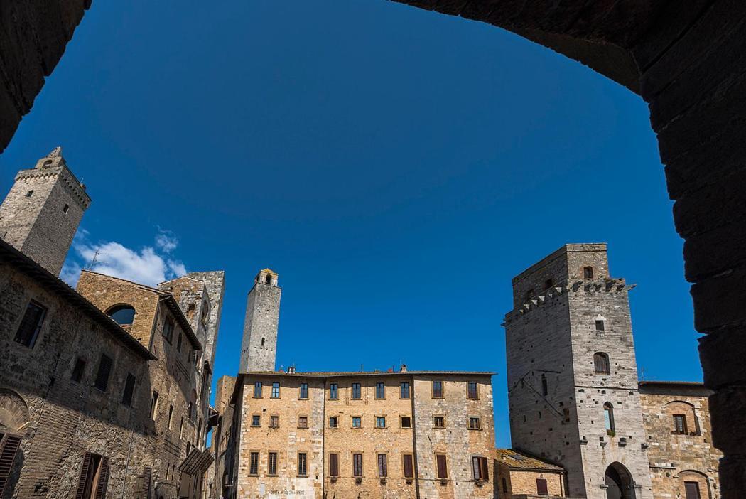 Medieval Palazzo Becci San Gimignano Exterior photo